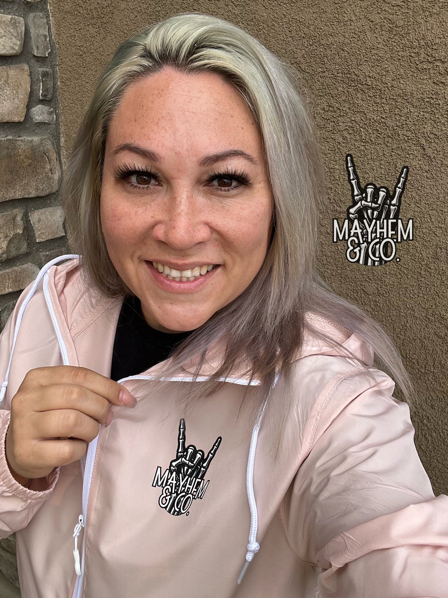 Mayhem Graffiti -Winbreakers