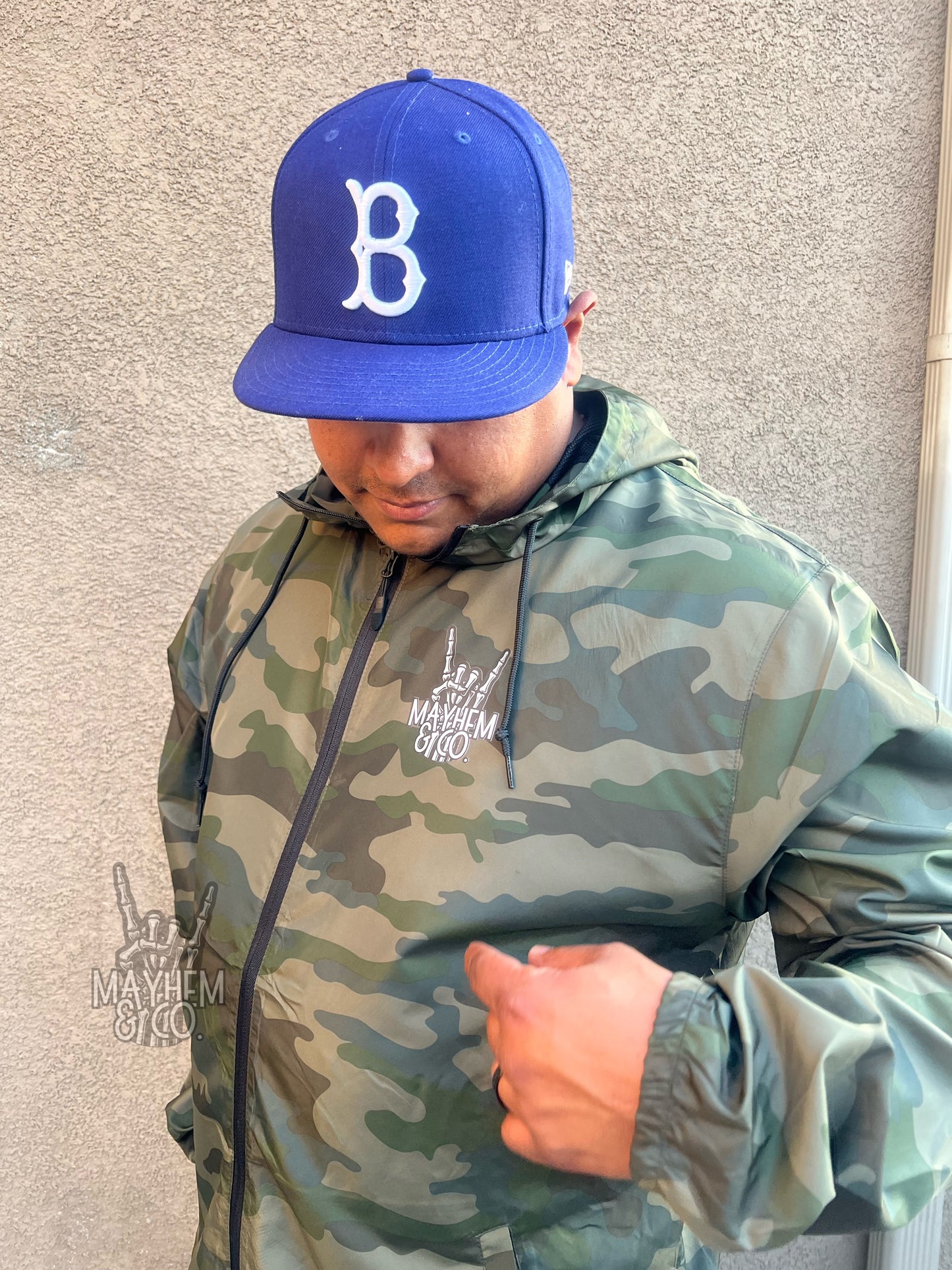 Mayhem Graffiti -Winbreakers