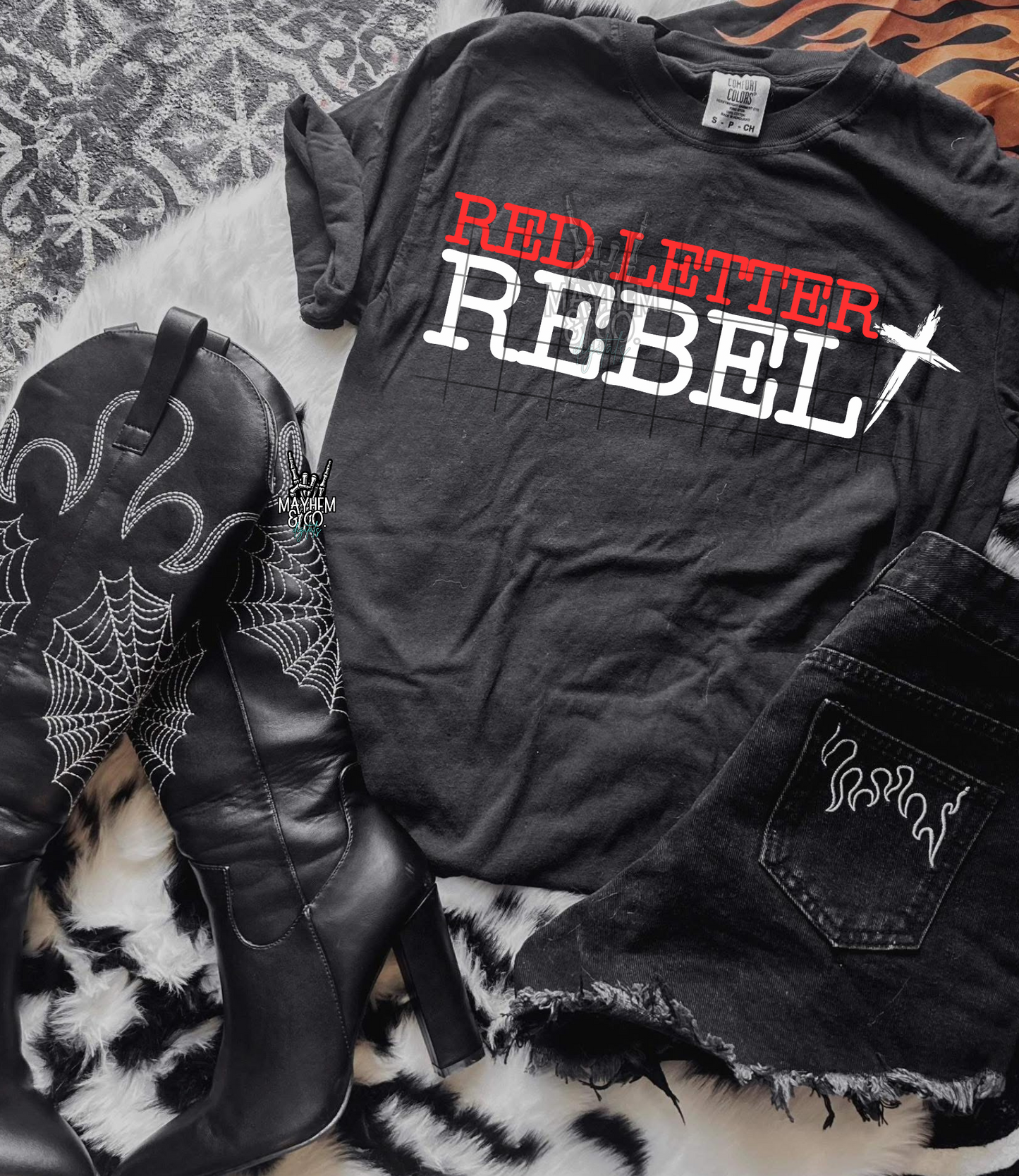 Red letter rebel  - 2 Digitals